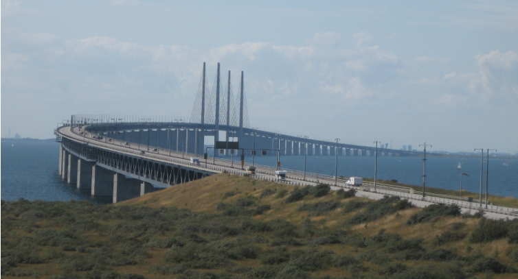 Entre la Suède et le Danemark, un pont règle les problèmes d’emploi