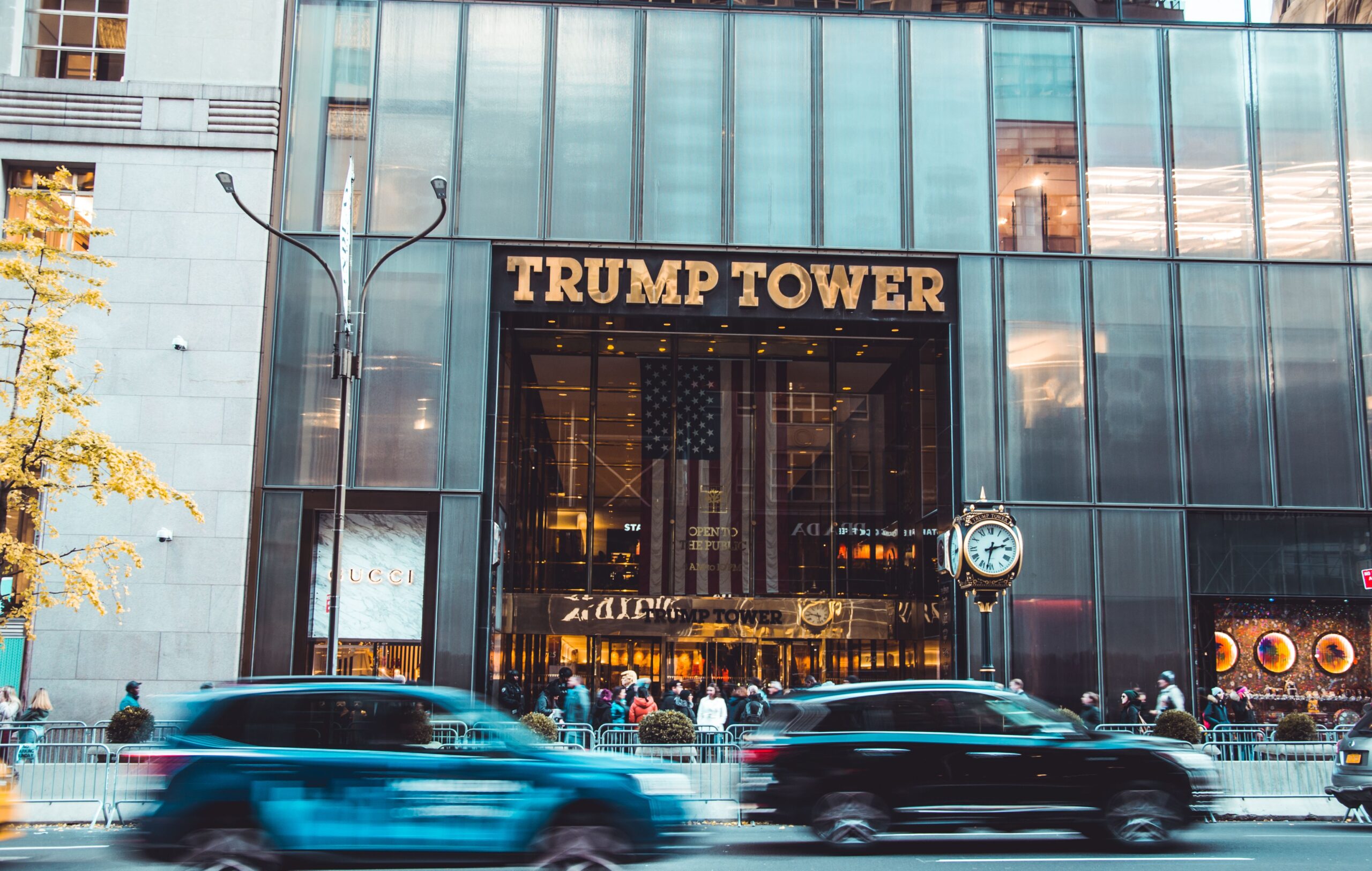 Après un revers devant la Cour suprême, Trump relève ses droits de douane à 15 %
